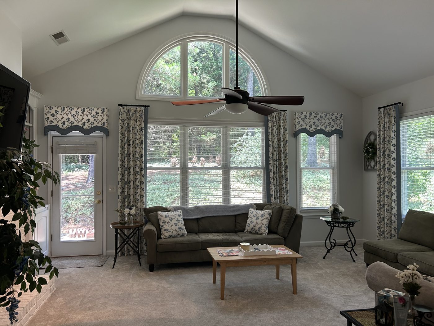 Freshly painted great room with vaulted ceiling